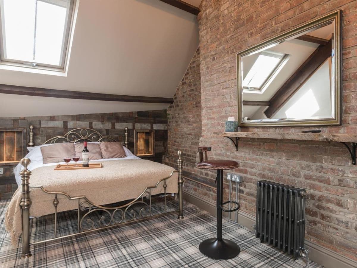 モーペスNewgate Loftアパートメント エクステリア 写真